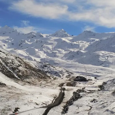 Temple Of The Sun - In, Out Apartamento *