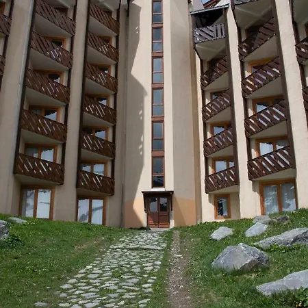 Temple Of The Sun - In, Out * Val Thorens