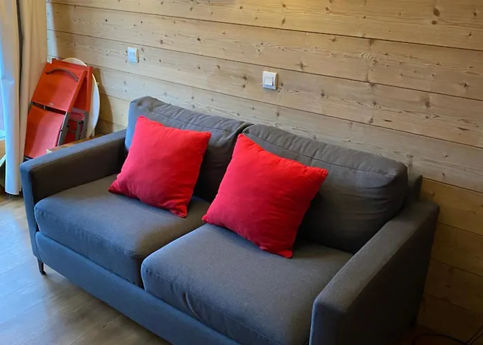 Temple Of The Sun - In, Out * Val Thorens