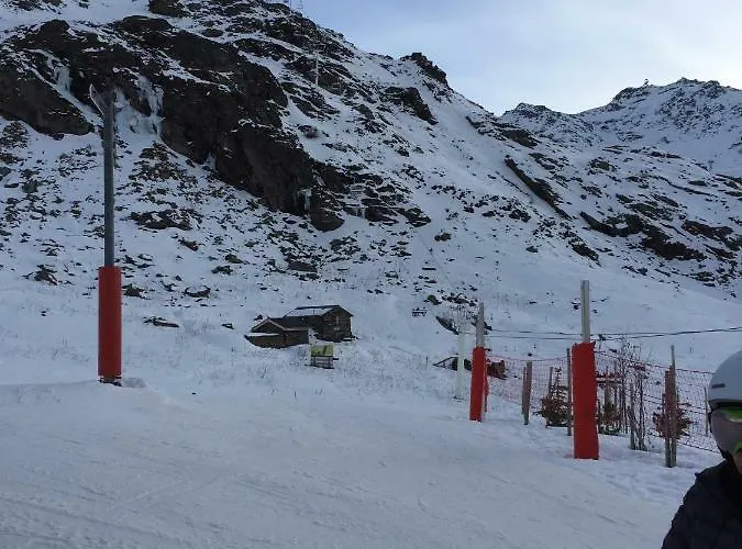 Temple Of The Sun - In, Out Apartment