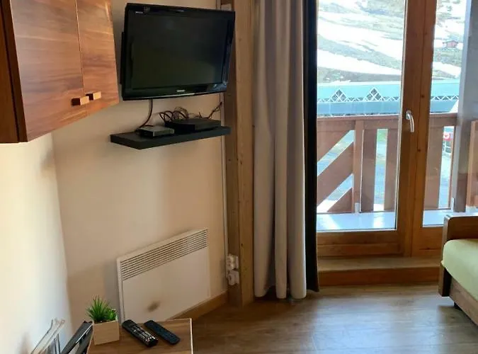 Temple Of The Sun - In, Out Apartment *